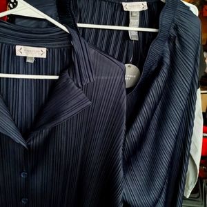 COPY - 2 piece set... Navy blue blouse and pants Large